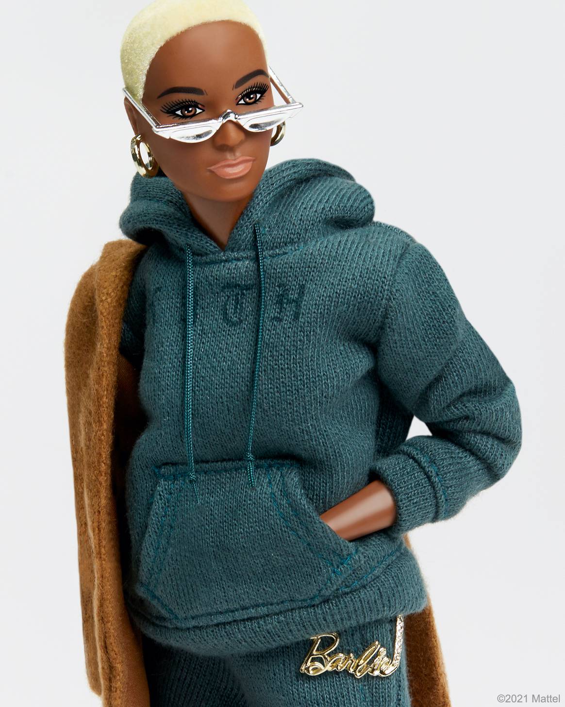 Image: Kith Woman