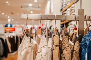 La moda-retail lo fía todo al “buen tiempo” tras cerrar mayo con las ventas en plano 