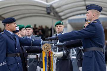 Bundeswehr stößt auf Kritik an Ausgaben für aktuellere Uniformen 