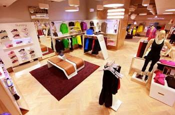 Adidas test winkelformat voor vrouwen