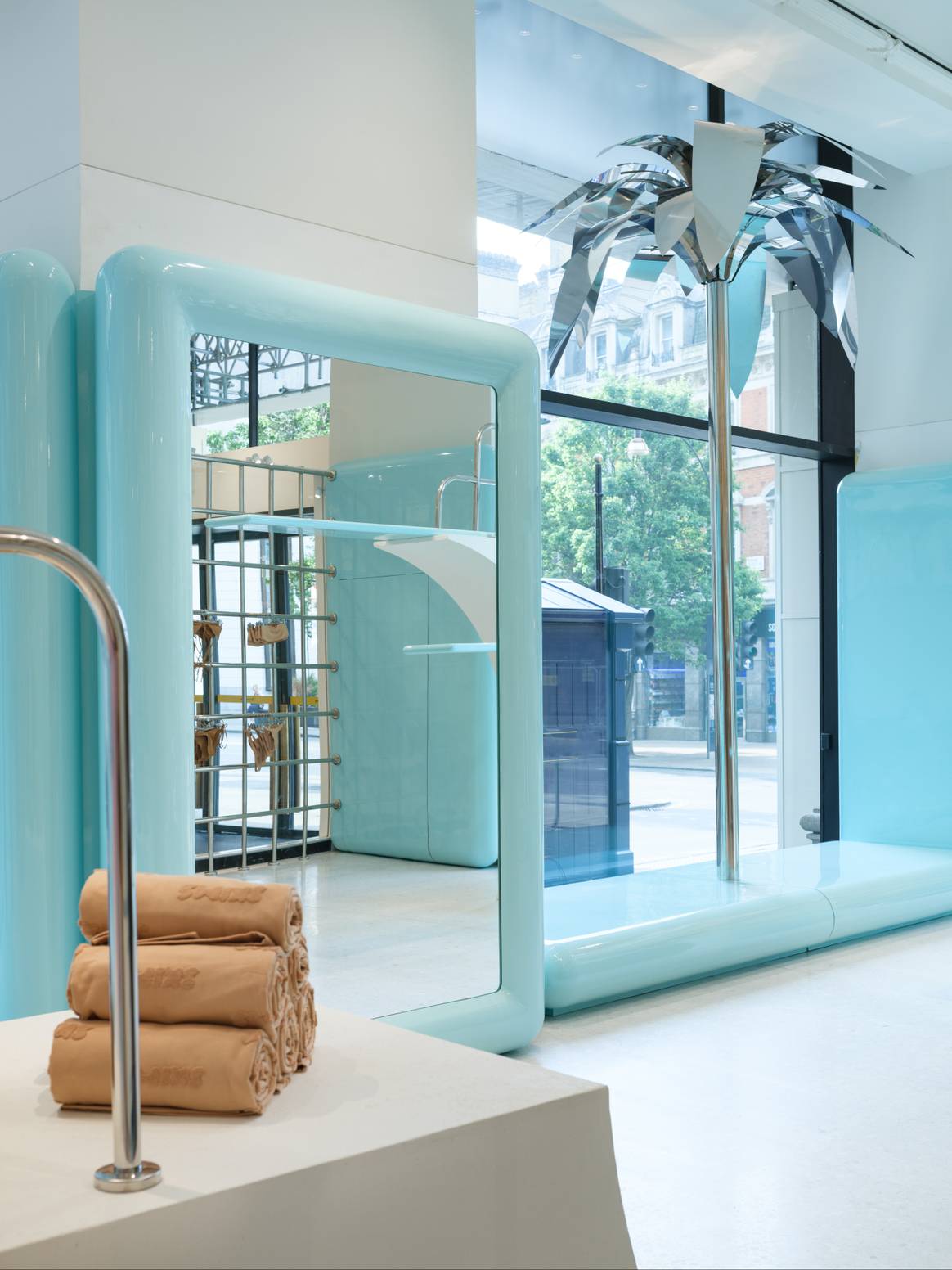 Pop-up store Skims à Selfridges. Crédit photo : Skims