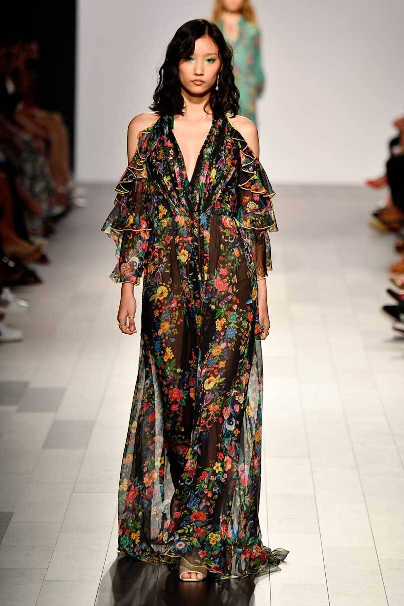 Tadashi Shoji takes us to Malibu for NYFW