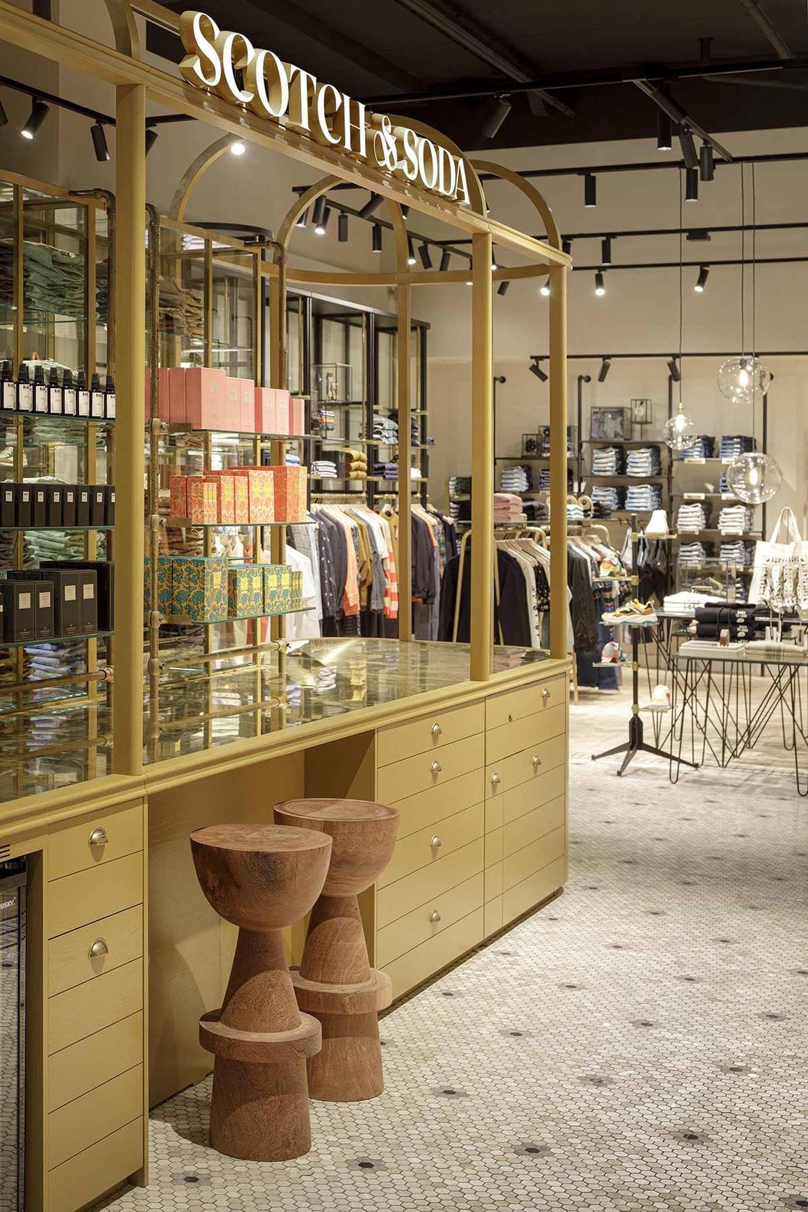 Kijken: zo ziet het nieuwe winkelconcept van Scotch & Soda eruit