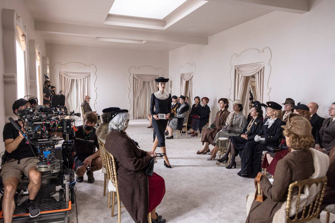 Still from ‘Cristóbal Balenciaga’ TV show