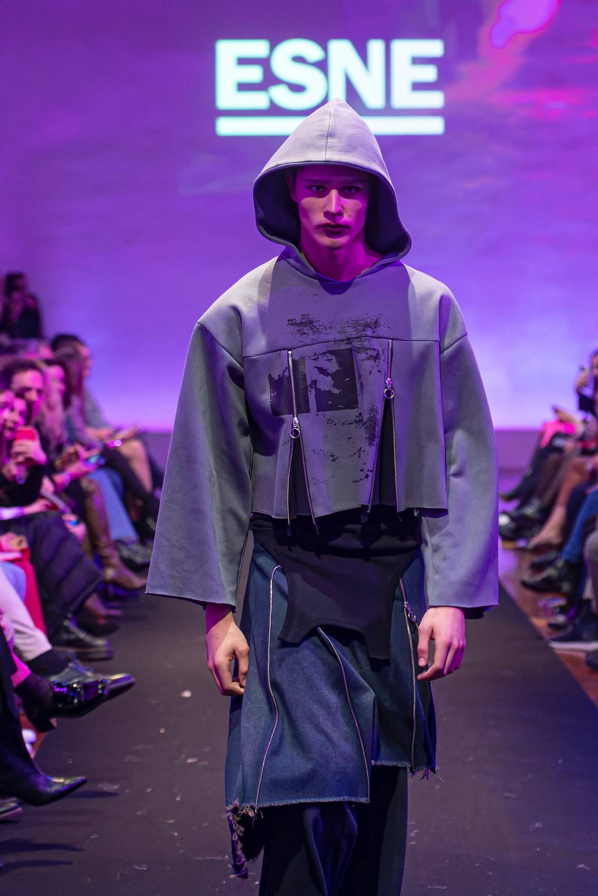 Imagen del desfile de la colección Paranoia, por cortesía de ESNE