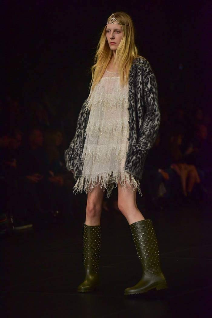 Saint Laurent's grunge princesses strike a chord at PFW