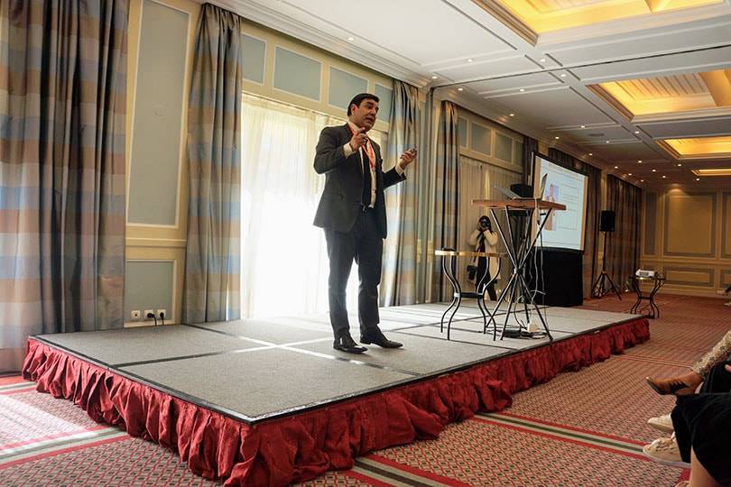 Bewerben im Modehandel: Diese Qualitäten sollten Kandidaten mitbringen