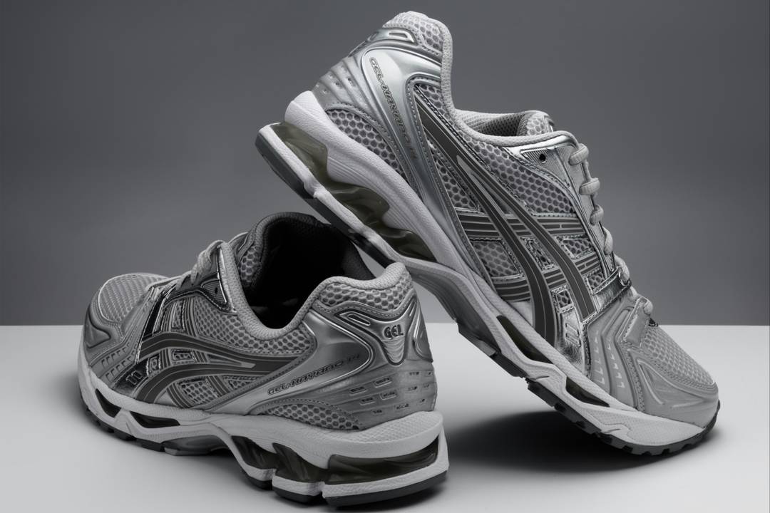 Sneakers van Asics ter illustratie.