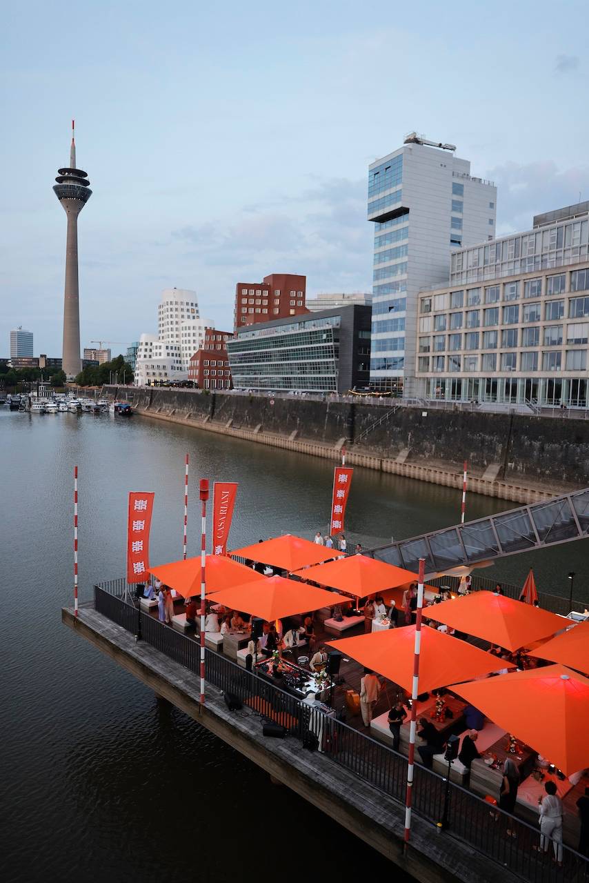Casa Riani nel Medienhafen di Düsseldorf