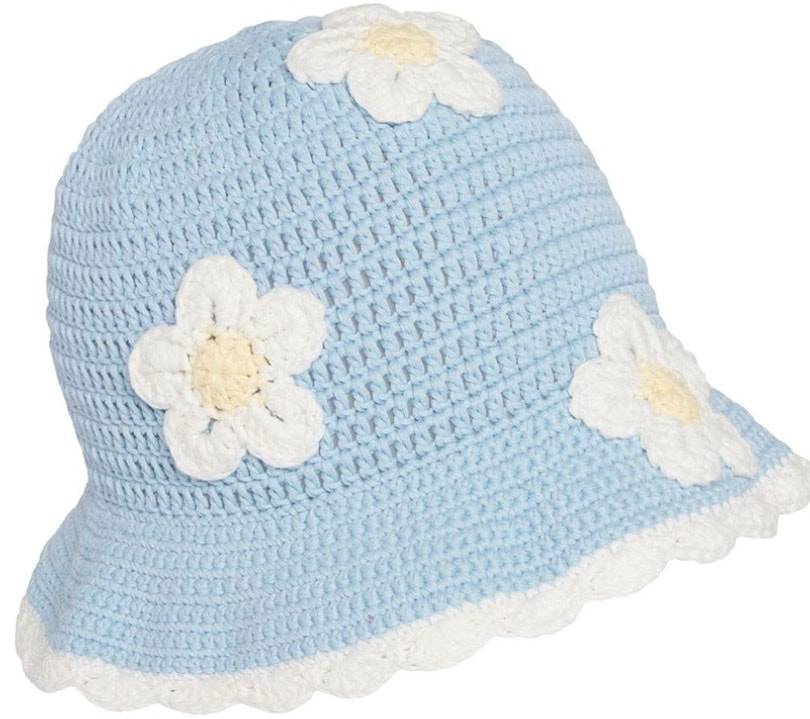 ASOS DESIGN AUMENTA LA VENTA DE ACCESORIOS FLORALES