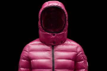 Moncler archivia il 2021 con utile netto a 411 milioni