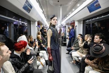 Mode-Metro Richtung G-Star bei der Amsterdam Fashion Week