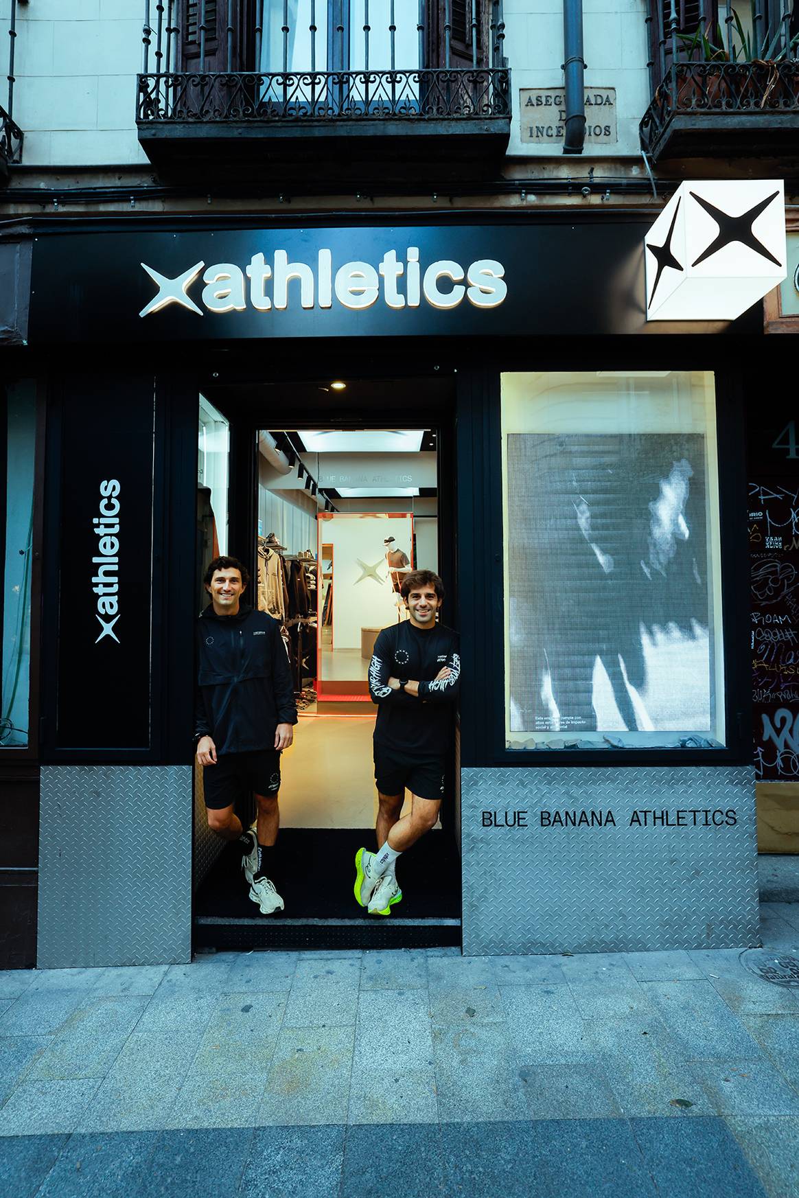 De izq. a dcha., Juan Fernández-Estrada y Nacho Rivera, cofundadores y codirectores ejecutivos de Blue Banana.