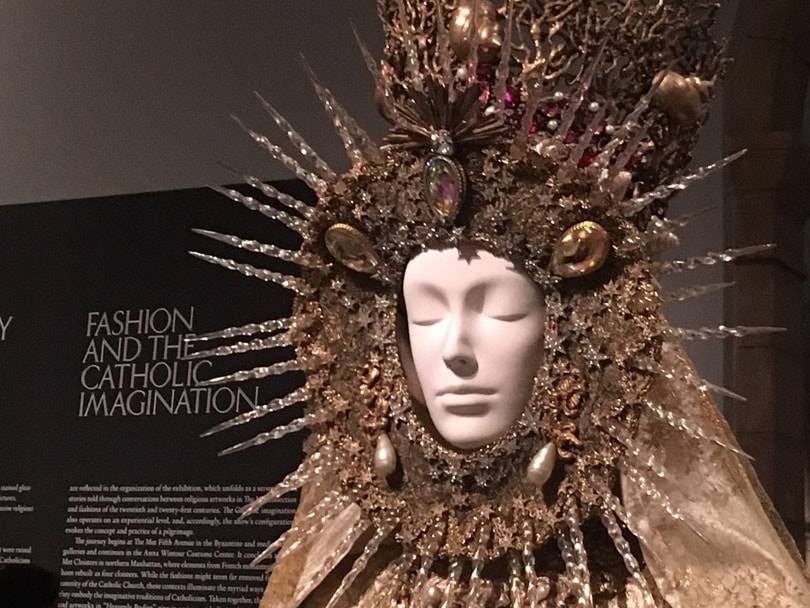 Review: Heavenly Bodies; Fashion and the Catholic Imagination