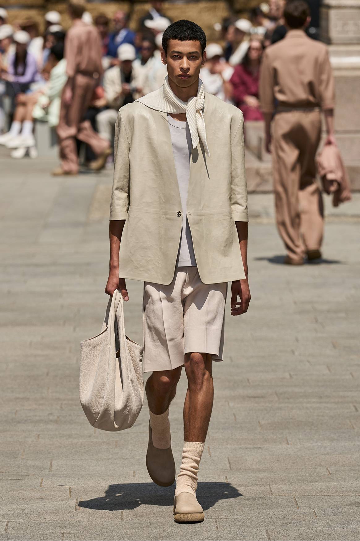 Créditos: Zegna, colección “L’Oasi di Lino” para la temporada Primavera/Verano SS24. Fotografía de cortesía.