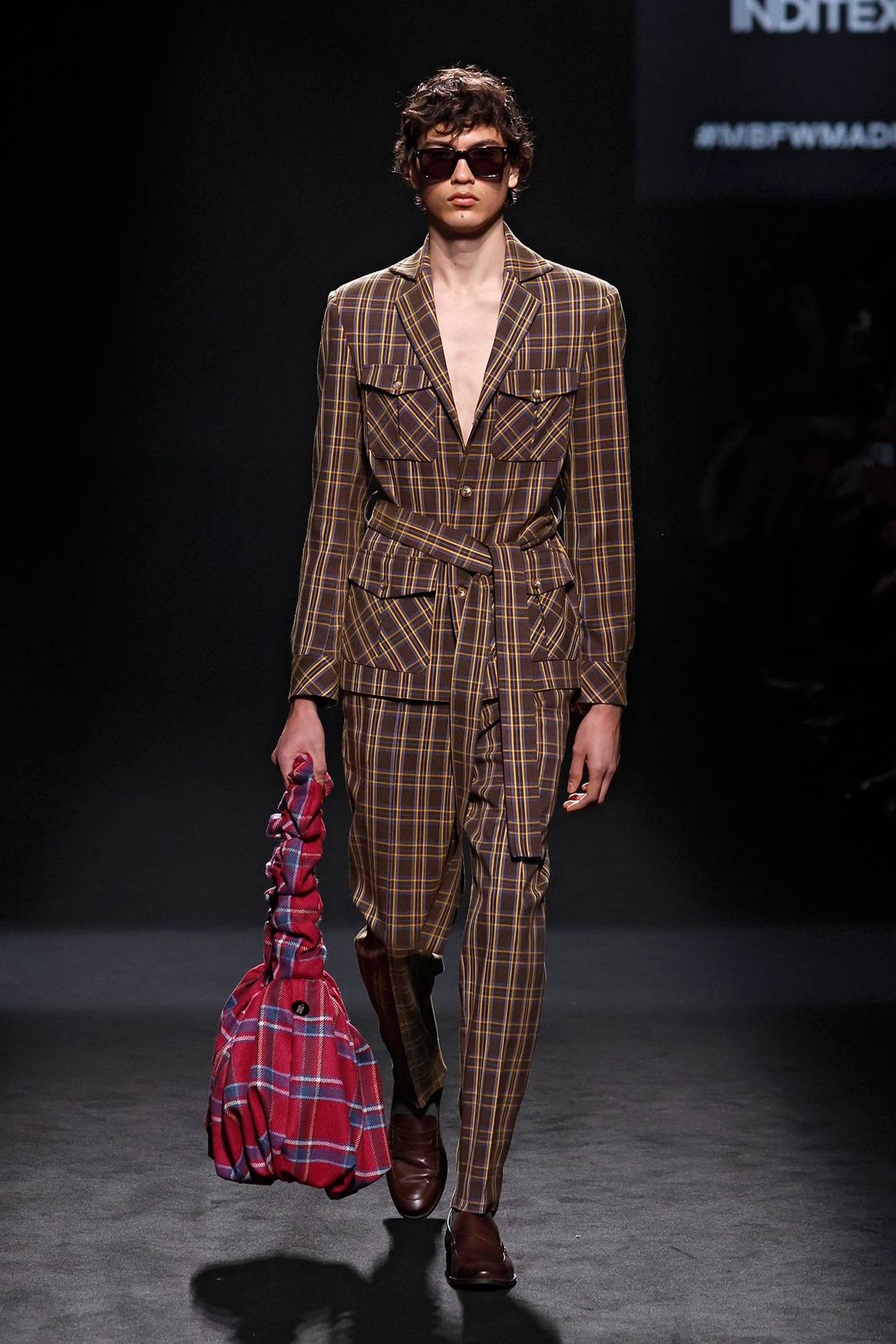 Desfile de Paloma Suarez durante la 81ª edición de MBFW Madrid de febrero de 2025.