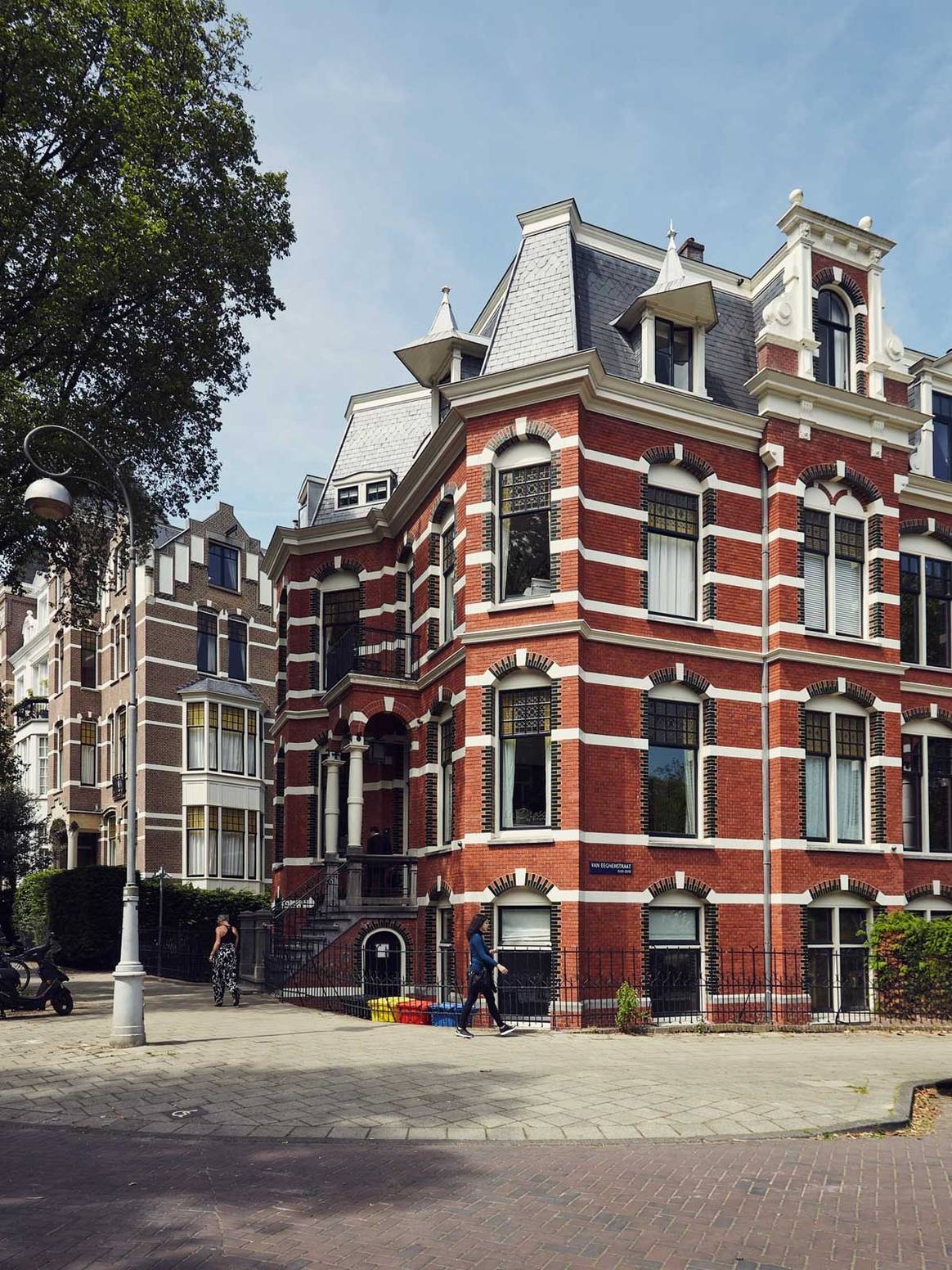 Luxe e-tailer Xupes breidt uit en vestigt eerste winkel in Amsterdam