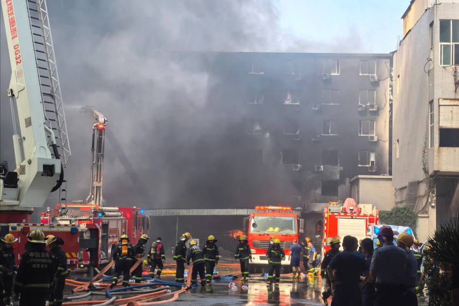 Brand-in-chinesischer-Schuhfabrik-fordert-zahlreiche-Opfer