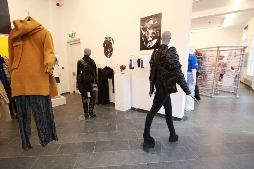 Kijken: Studenten Fashion Design presenteren werk tijdens Disclosure