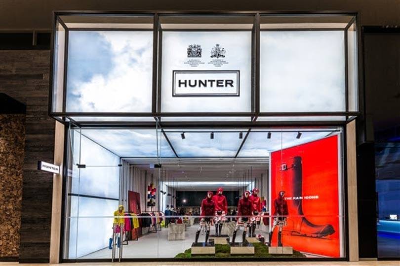 Window displays done right: 7 expert tips to get shoppers to come in