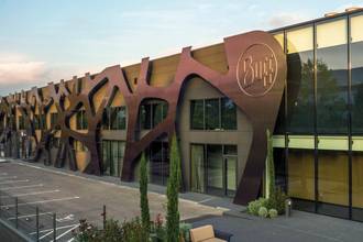 Buff dispara beneficios hasta los 2,7 millones de euros (y reparte el 5 por ciento entre la plantilla)