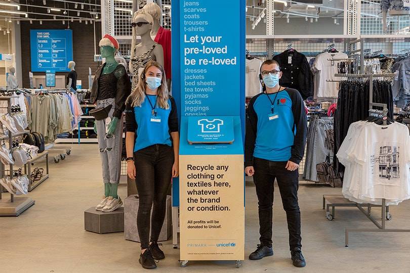 Primark lanza un nuevo plan de reciclaje en sus tiendas del Reino Unido