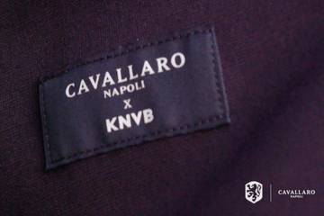 Cavallaro Napoli X KNVB: Vakmanschap in formele kleding en passie voor voetbal