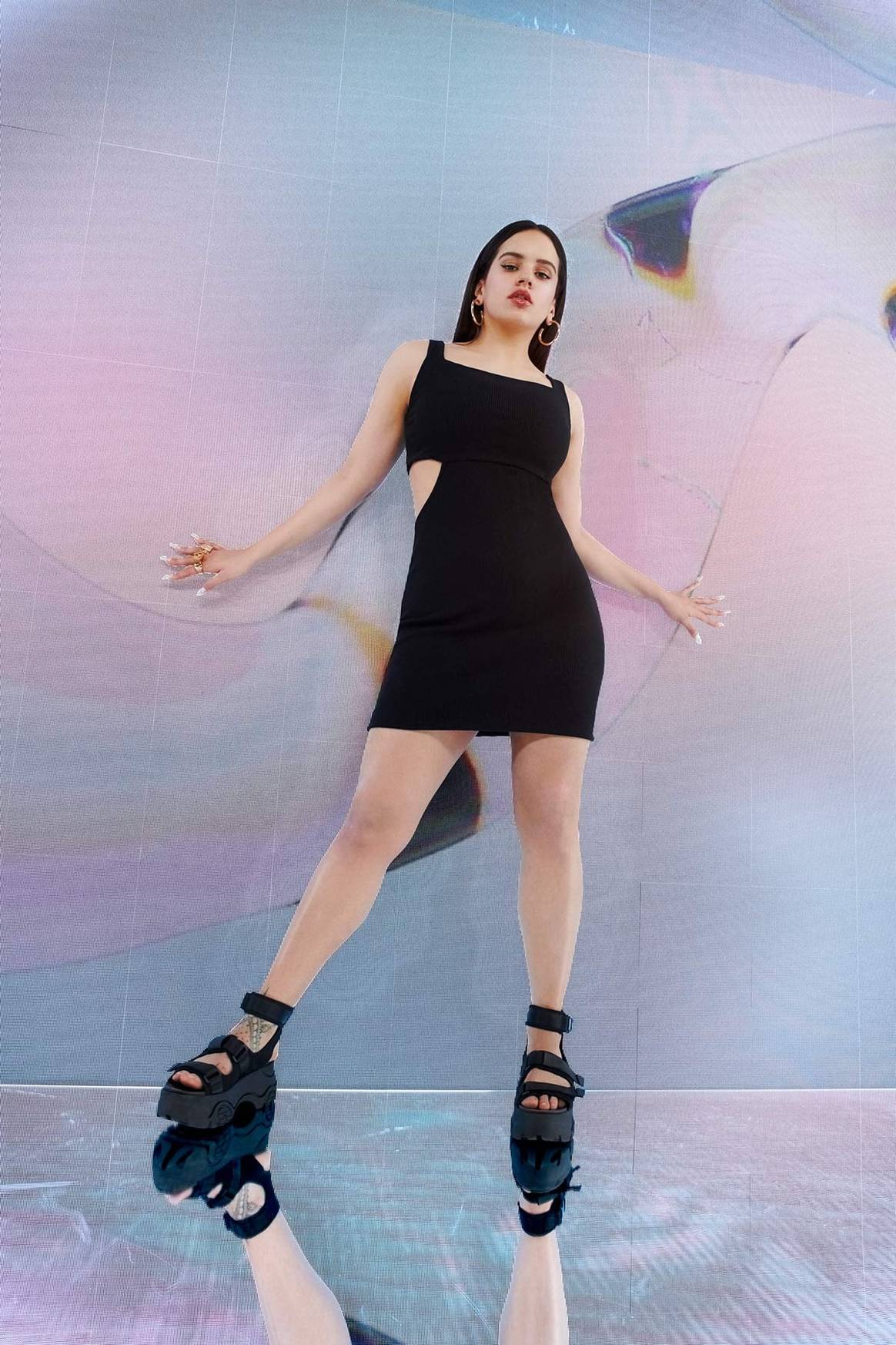 Rosalía y Pull&Bear lanzan una nueva colección cápsula