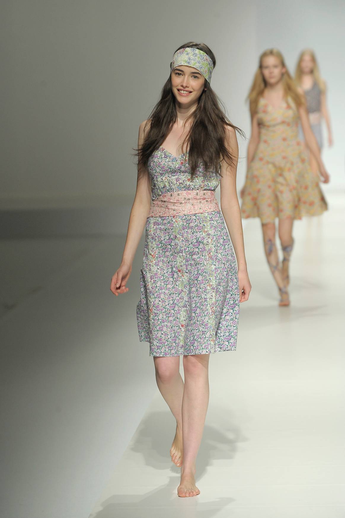 Cacharel, collection PE2009.