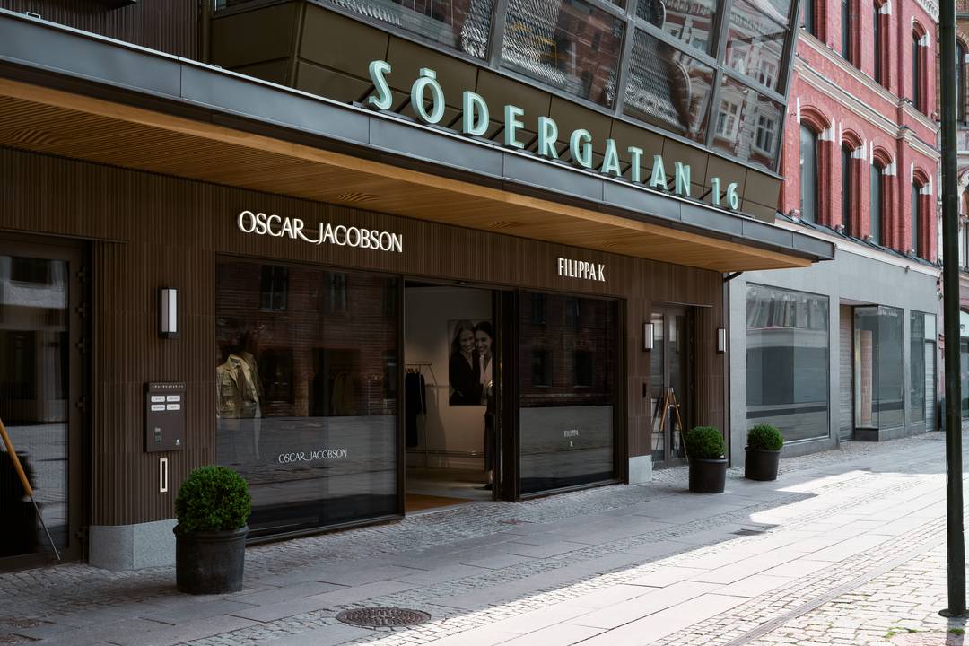 Filippa K e Oscar Jacobson aprono un negozio insieme.