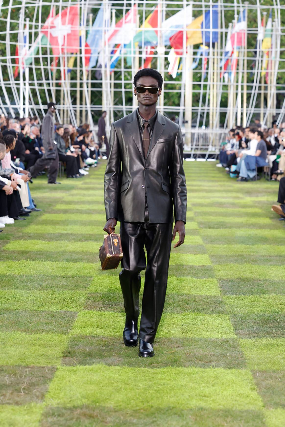 Louis Vuitton, colección moda-hombre para la temporada Primavera/Verano 2025.