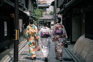Video: Tentoonstelling over kimono's in New York