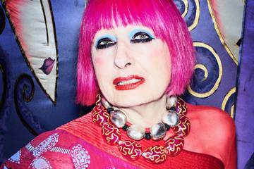 Modeontwerper Zandra Rhodes krijgt eigen modetentoonstelling