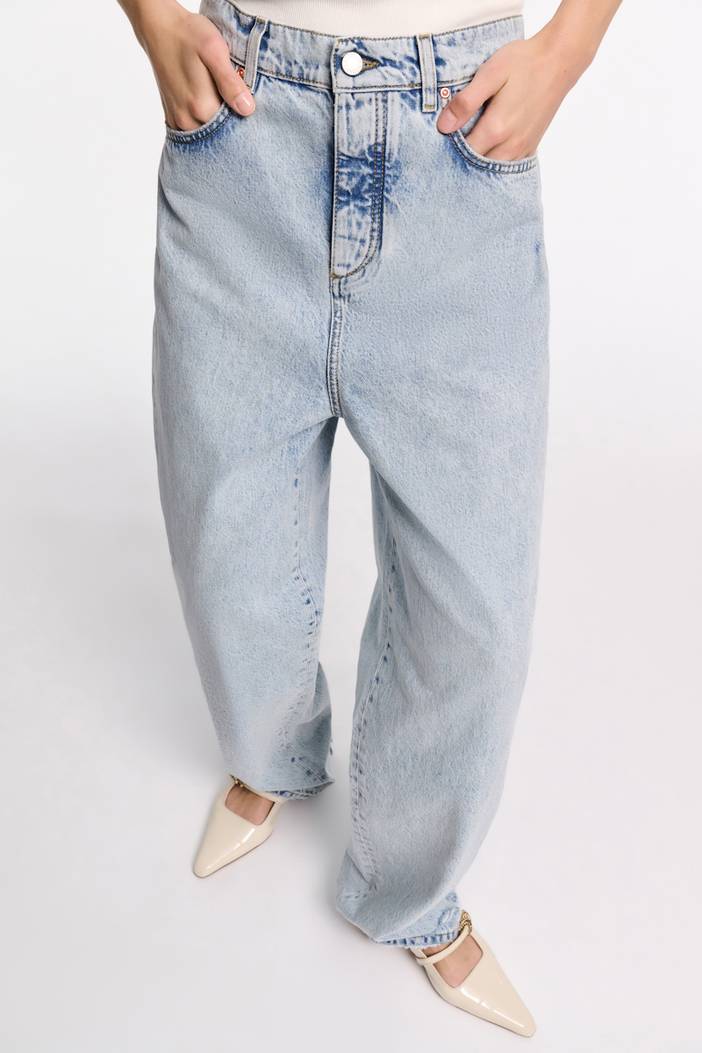 Peg waist tapered baggy jeans | dorothee schumacher