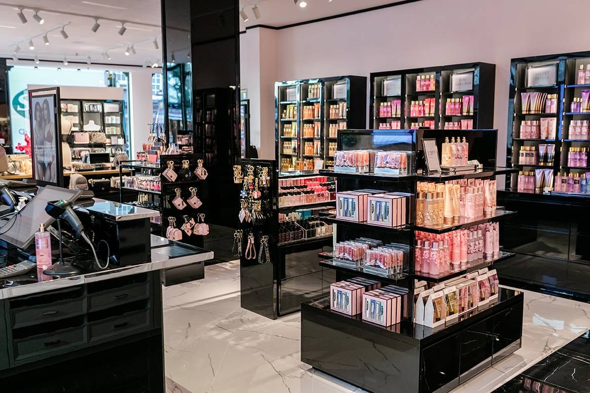 Victoria's Secret opent eerste flagshipstore met volledig assortiment in Amsterdam