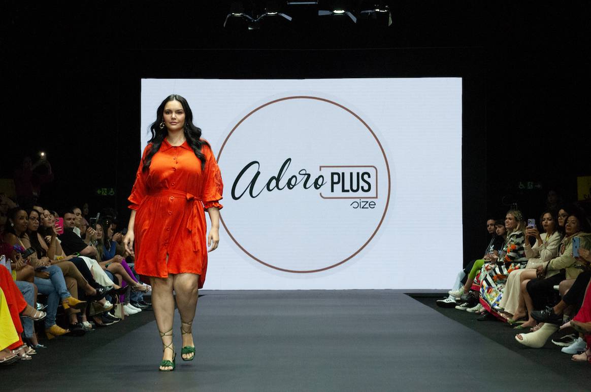 Adoro Plus Size