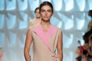 PFW: estilos "retro" de los 60s o los 40s en las pasarelas de París