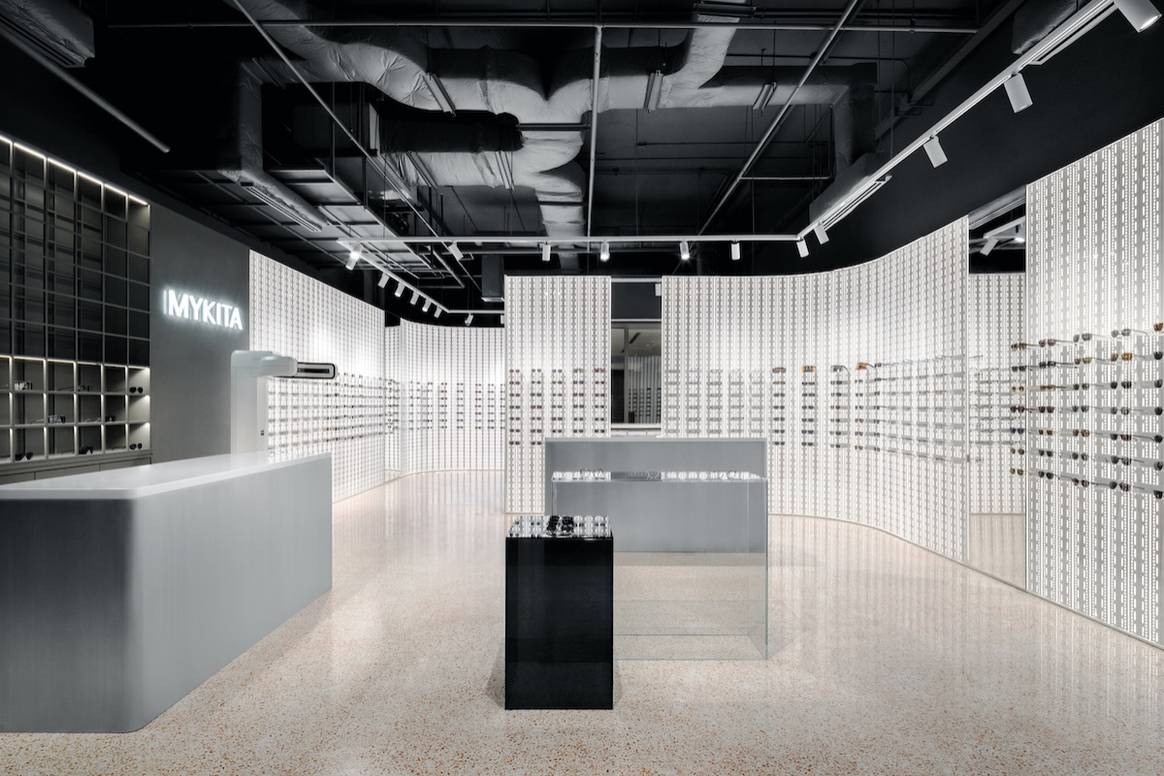 Das Interieur des neuen Mykita-Stores in Bangkok