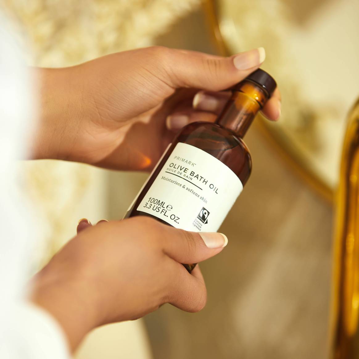 Ein Fairtrade Badeöl von Primark. Foto: Primark