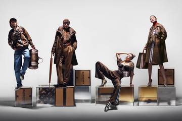 Burberry se renouvelle et garde la tête froide
