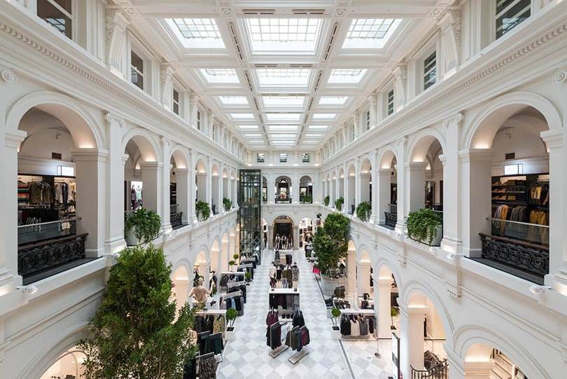 H&M reports 14 percent rise in FY14 sales