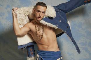 C. Tangana crea su propia firma de moda, “Late Checkout”