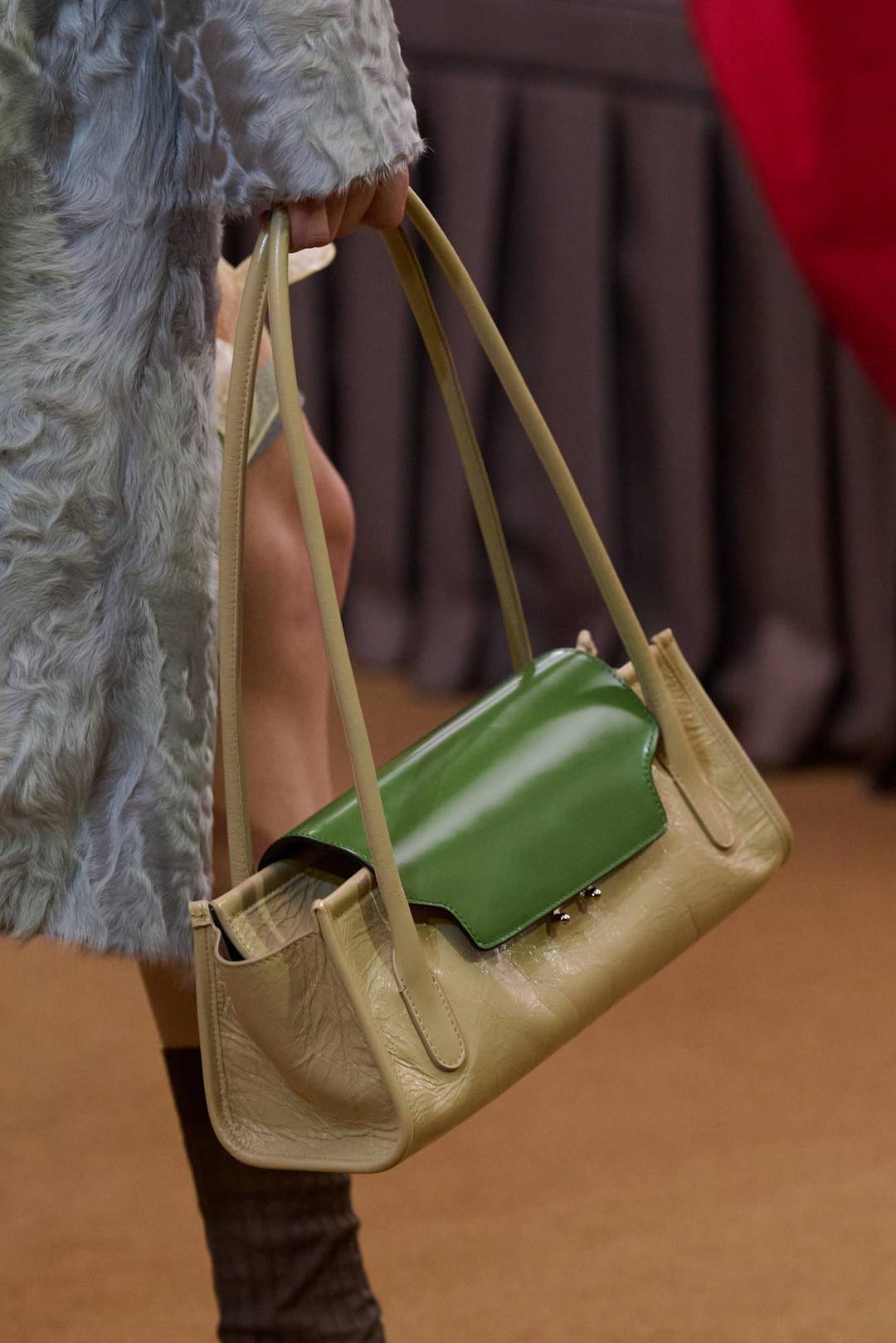 La reinterpretazione della borsa Trunk di Marni.