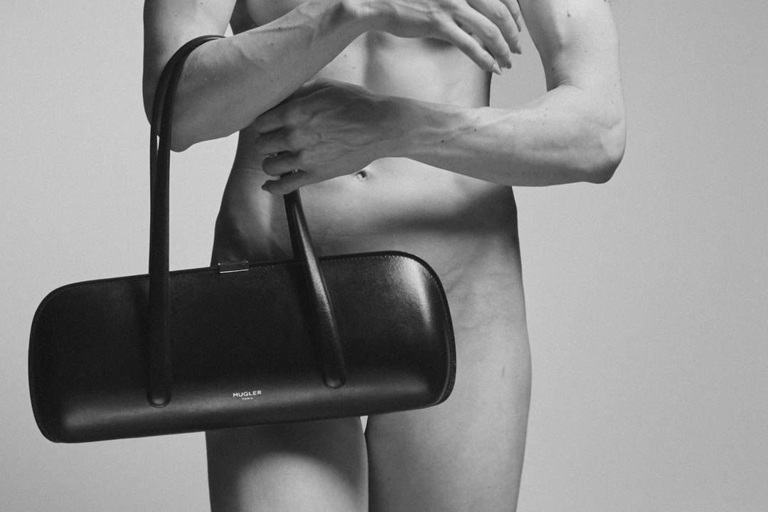 Mugler introduces its first handbag campaign under the creative direction of Miguel Castro Freitas