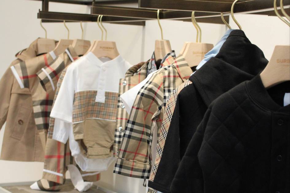 Burberry-R-ckkehr-an-Londoner-B-rse-vor-Modenschau