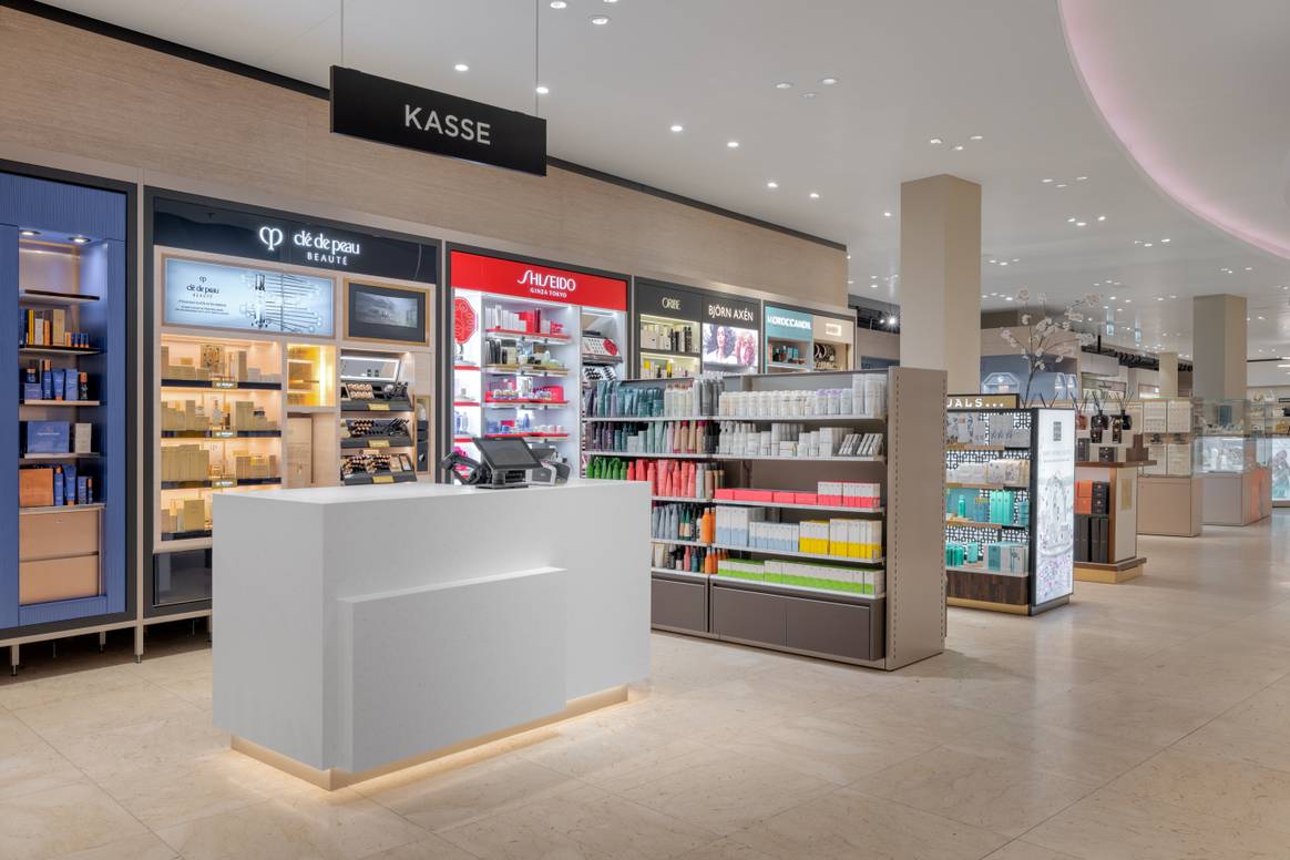 Loeb opens new one