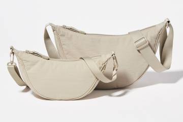 UNIQLO’s viral tas krijgt ultrakleine update