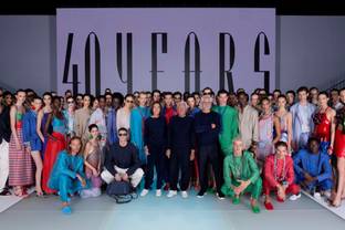 Vídeo: Emporio Armani celebra el 40 aniversario de su fundación en la MFW