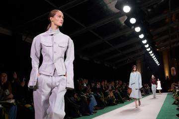 Fashion Week : une semaine de classiques du vestiaire féministe 