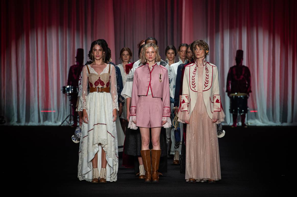 Presentación de Alado en Bogotá Fashion Week 2025.